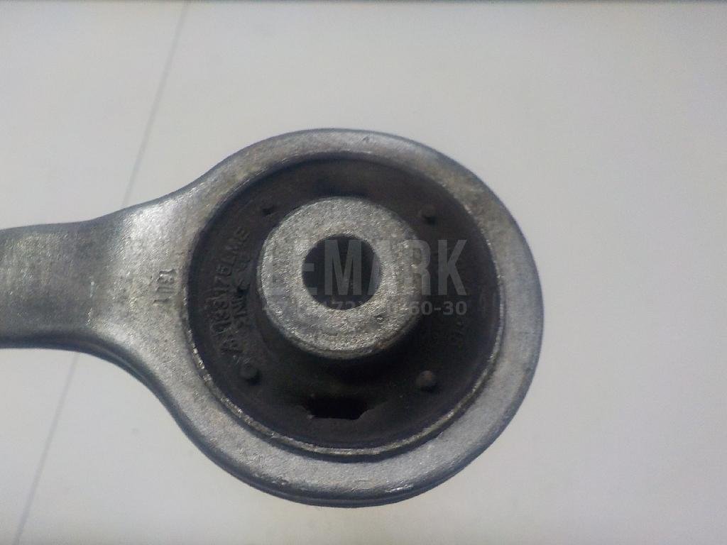 Рычаг передний верхний левый задний