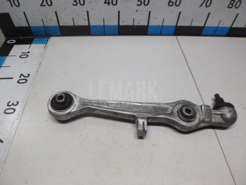 Рычаг передний нижний