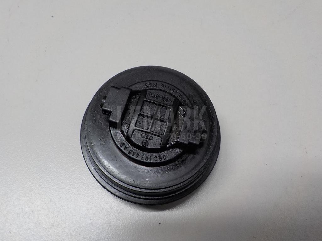 Крышка маслозаливной горловины