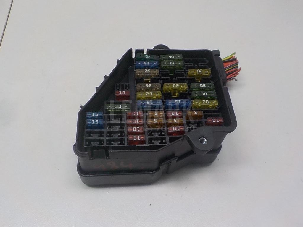 Блок предохранителей для  Audi A3 [8P1] 2003-2013