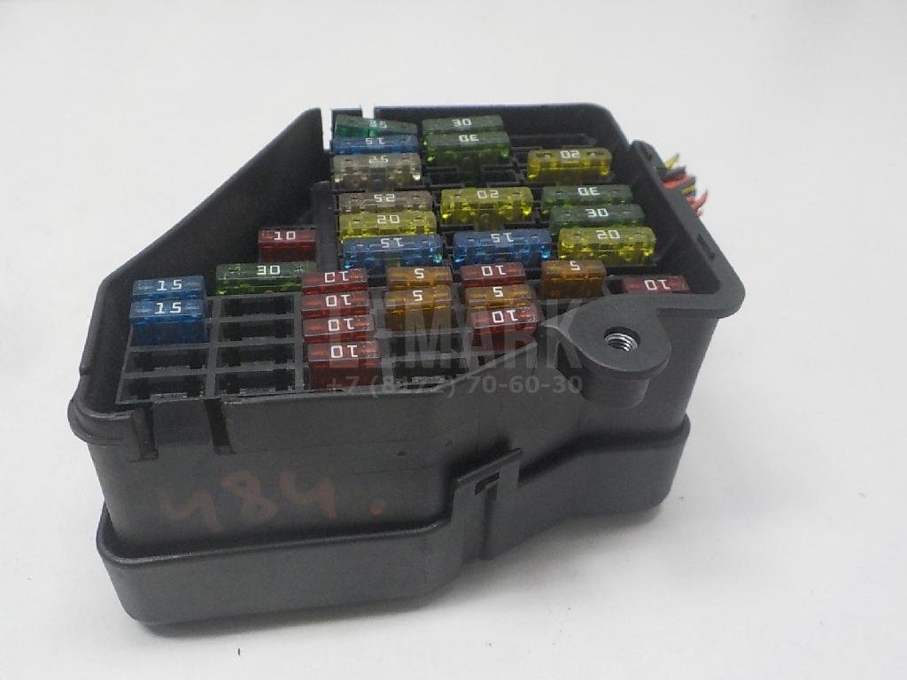 Блок предохранителей для  Audi A3 [8P1] 2003-2013