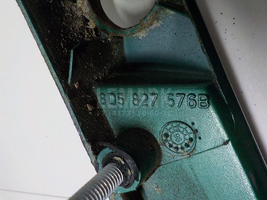 Накладка крышки багажника