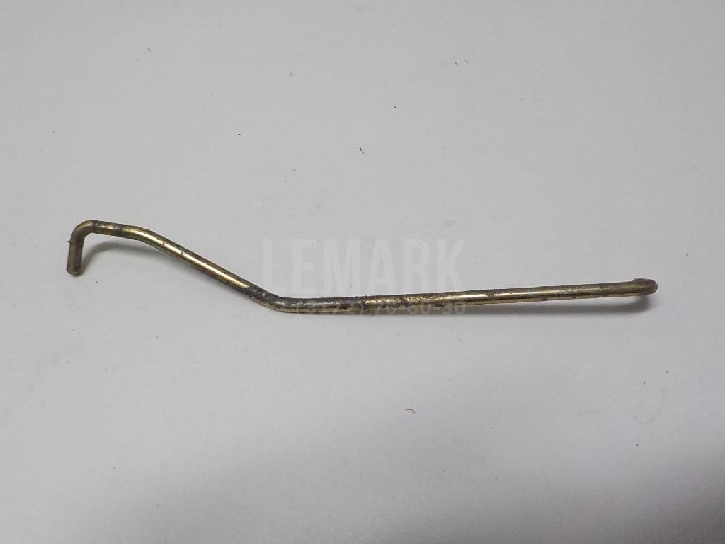 Тяга замка багажника