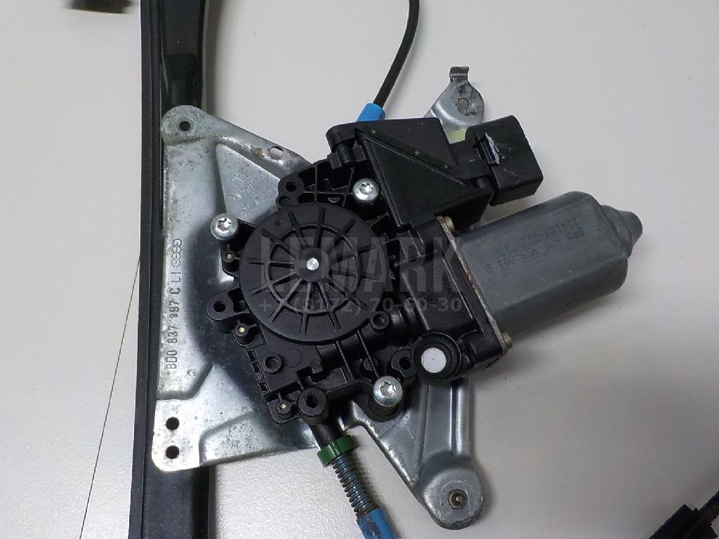 Стеклоподъемник электр. передний левый