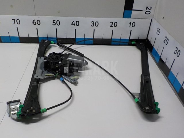 Стеклоподъемник электр. передний правый