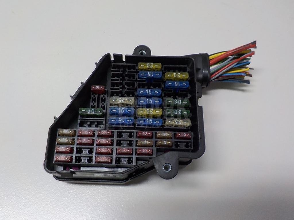 Блок предохранителей