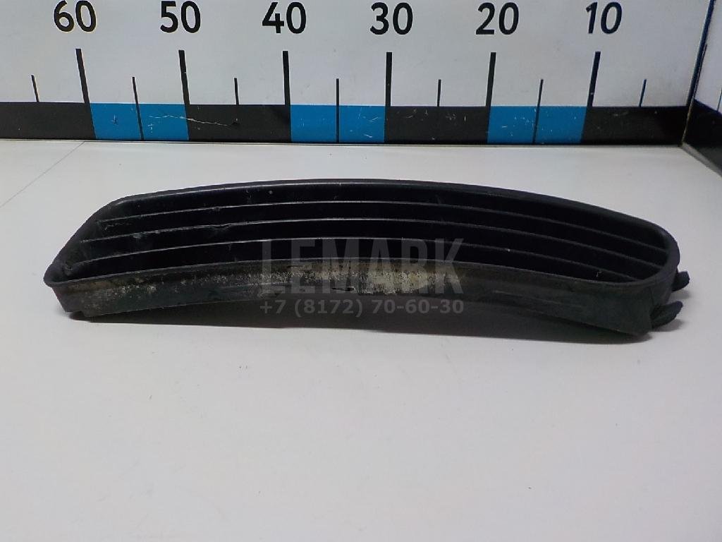 Решетка в бампер левая