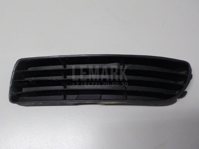 Решетка в бампер левая