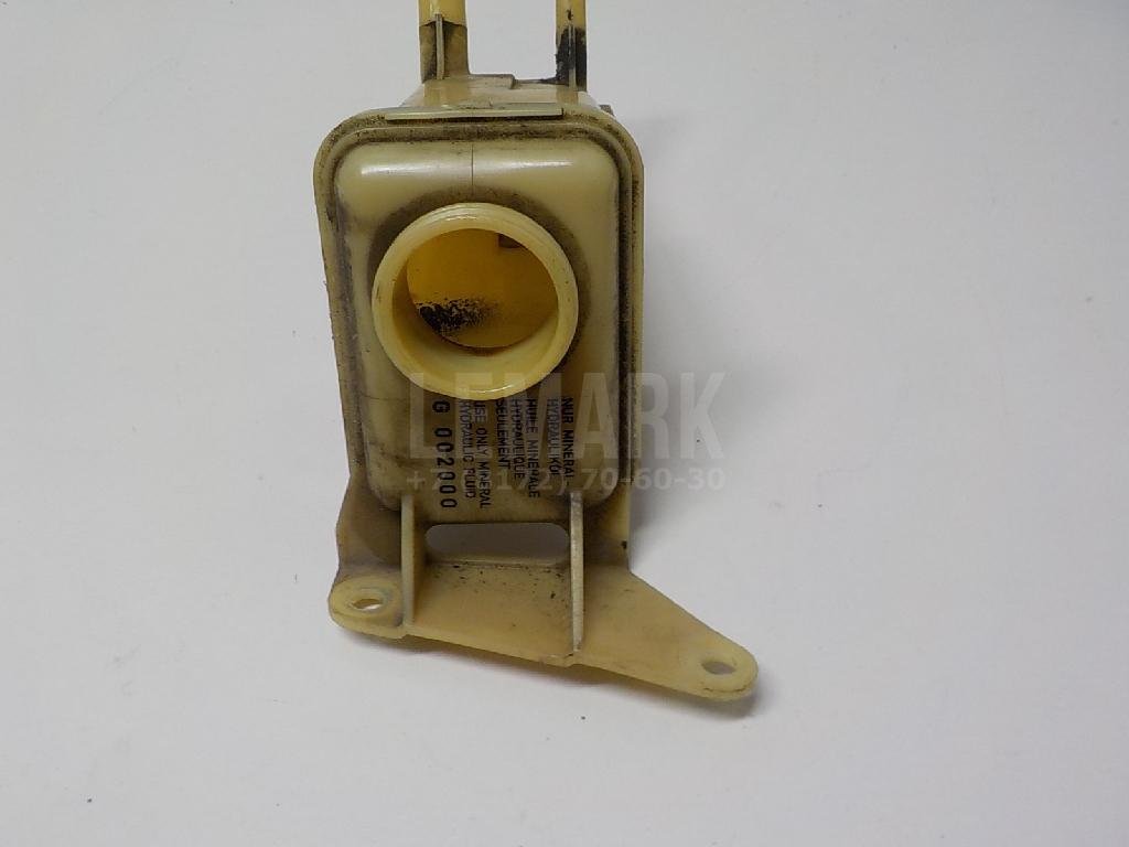 Бачок гидроусилителя для  Audi A4 [B9] 2015