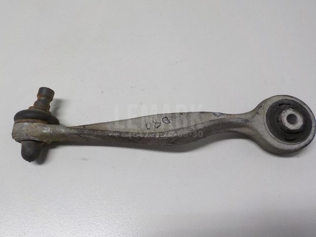 Рычаг передний верхний правый задний