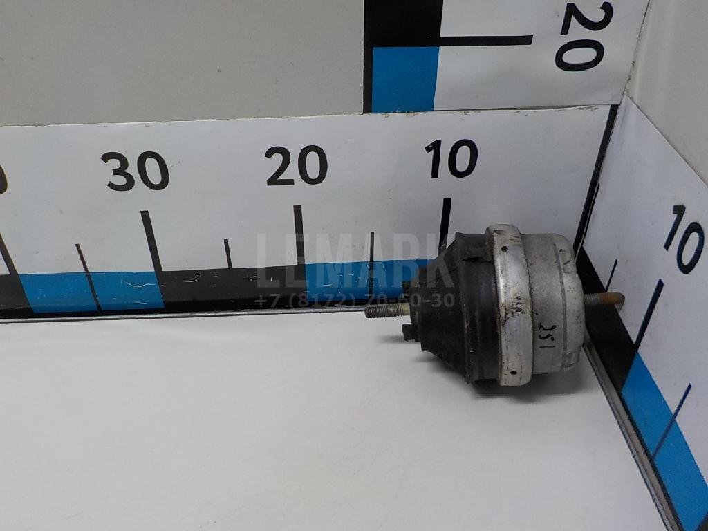 Опора двигателя правая для  Audi 80/90 [B4] 1991-1995