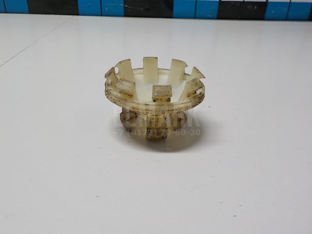 Пыльник гайки заднего амортизатора