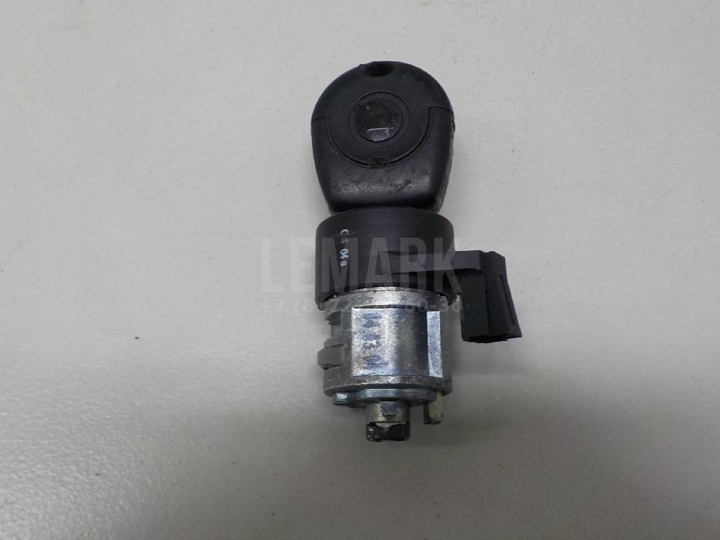 Вставка замка зажигания с ключом