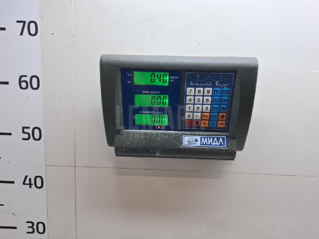 Направляющая заднего бампера левая