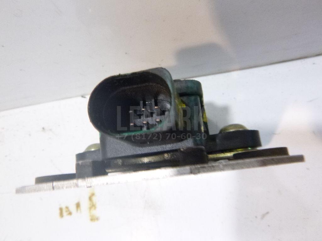 Датчик ускорения