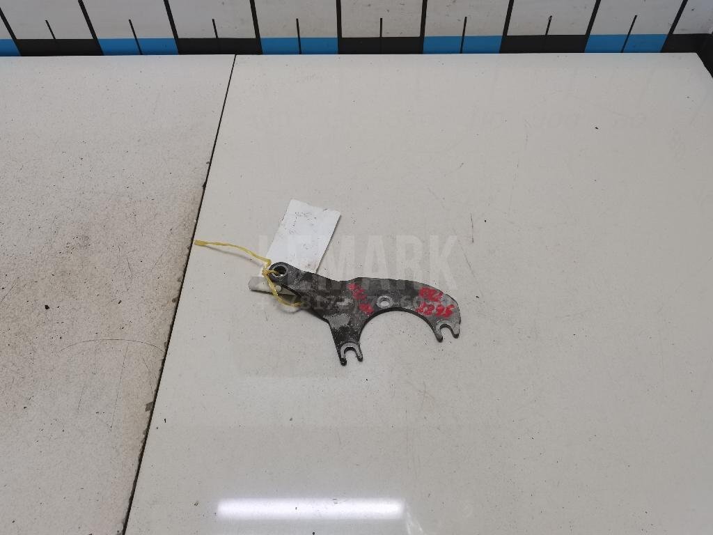 Кронштейн генератора для  Audi A4 [B8] 2007-2015