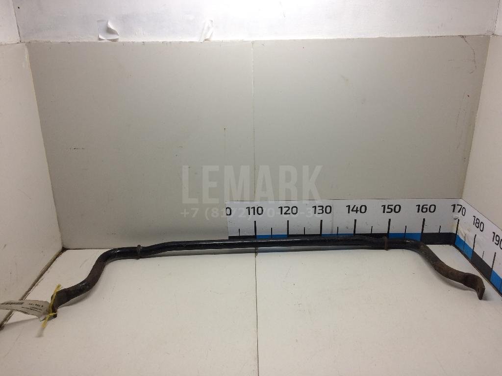 Стабилизатор передний