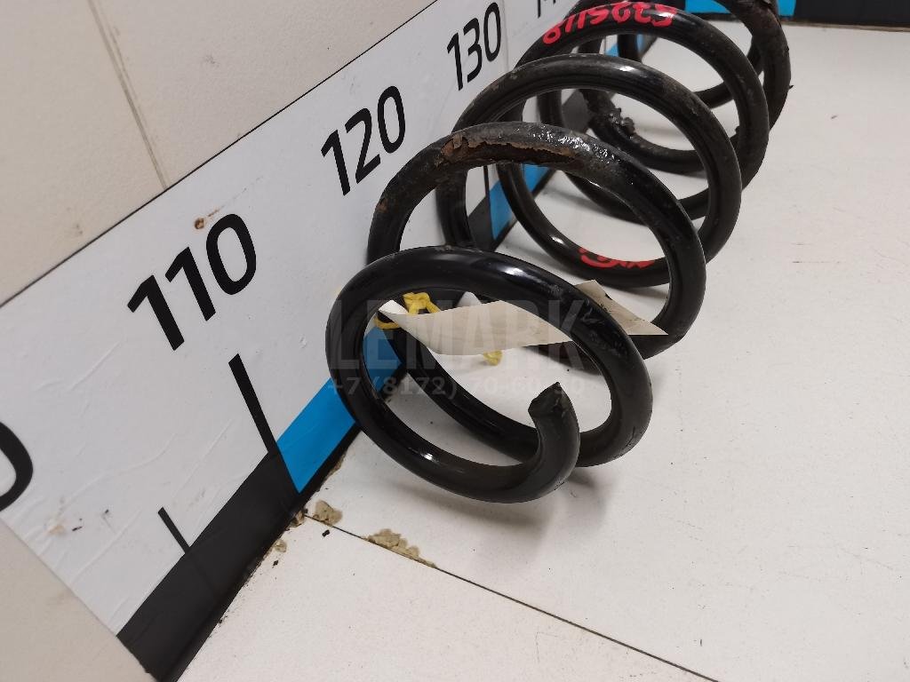 Пружина передняя