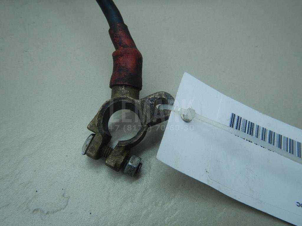 Клемма аккумулятора плюс