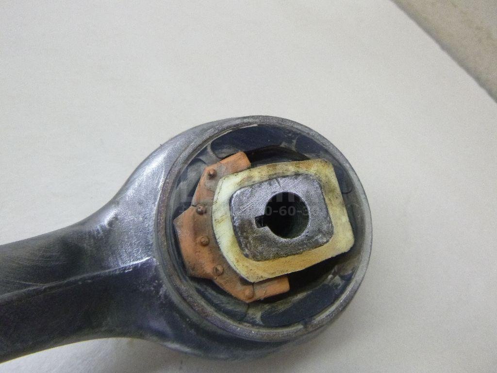 Рычаг передний нижний левый задний