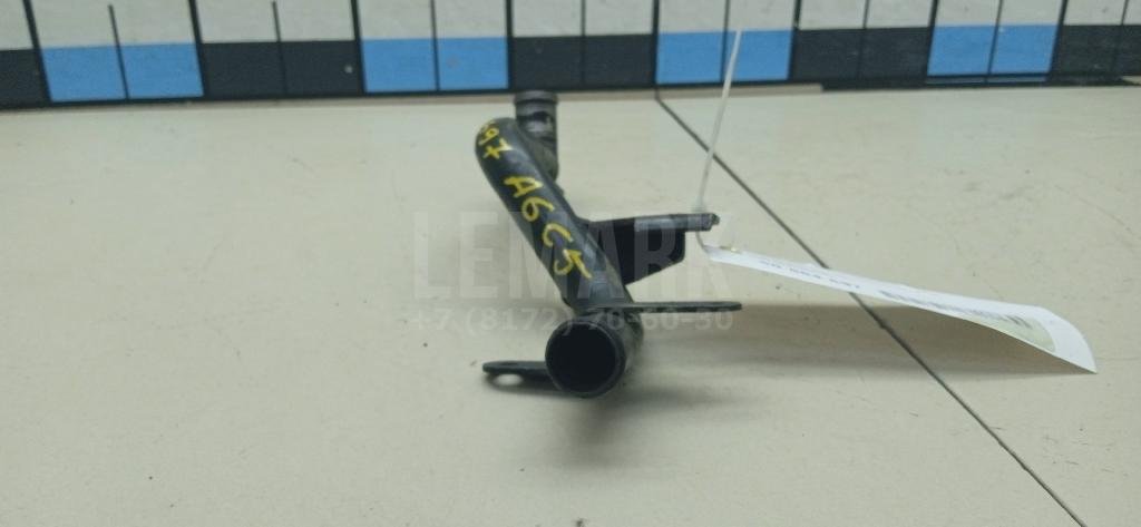 Тройник вентиляции картерных газов