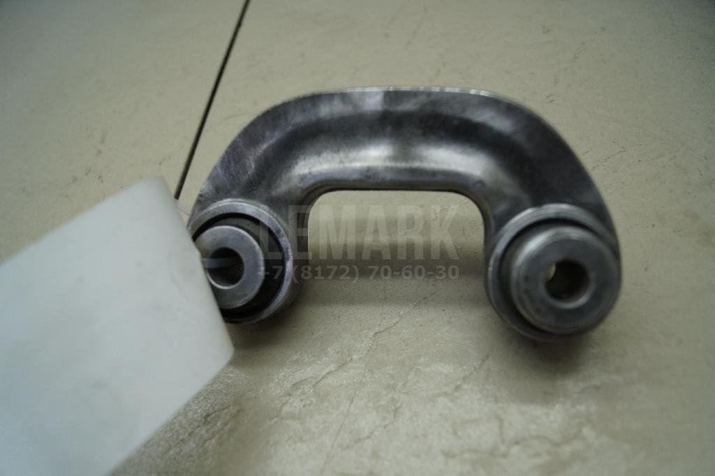 Стойка переднего стабилизатора правая