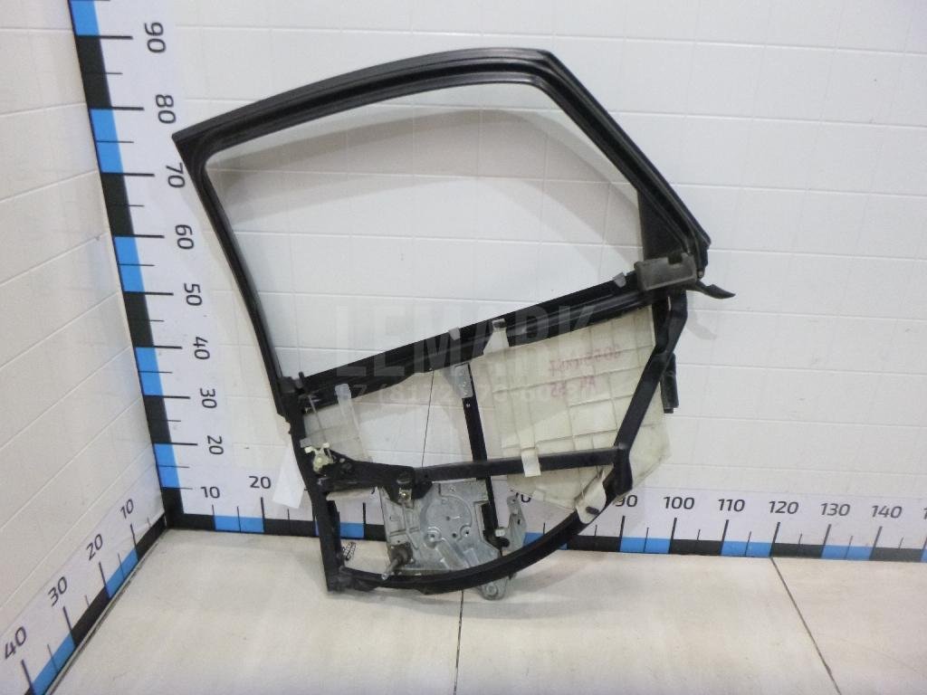 Стеклоподъемник механ. задний правый