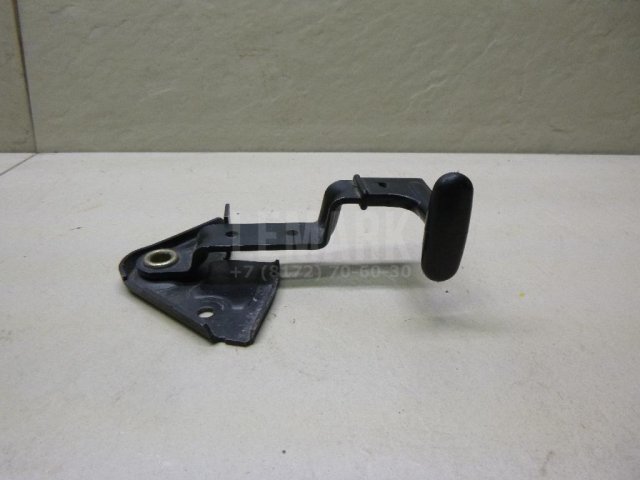 Ручка открывания капота