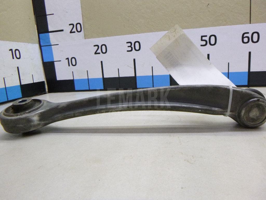 Рычаг передний верхний правый передний