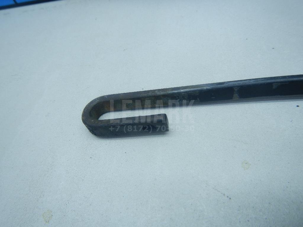 Поводок стеклоочистителя передний правый