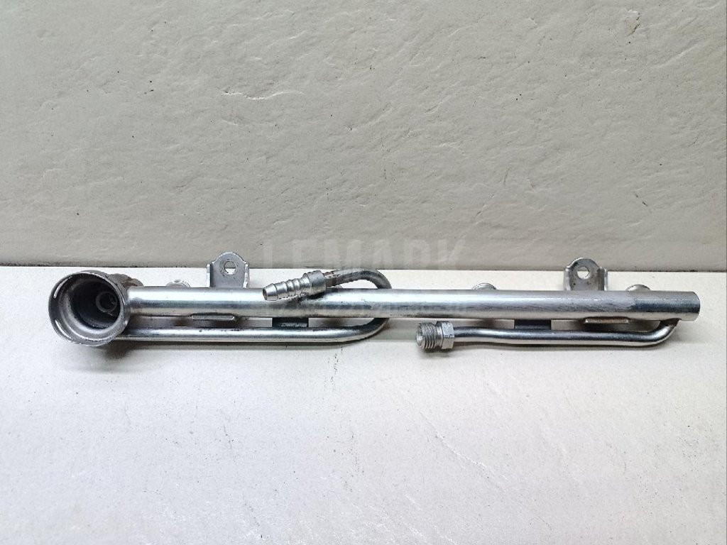 Рейка топливная (рампа)