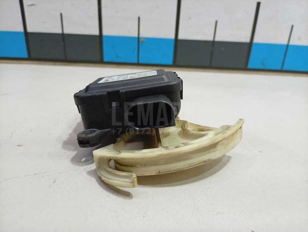 Моторчик заслонки отопителя для  Audi A3 [8PA] Sportback 2004-2013