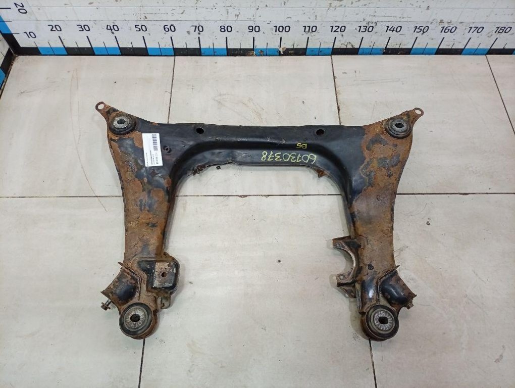 Балка подмоторная