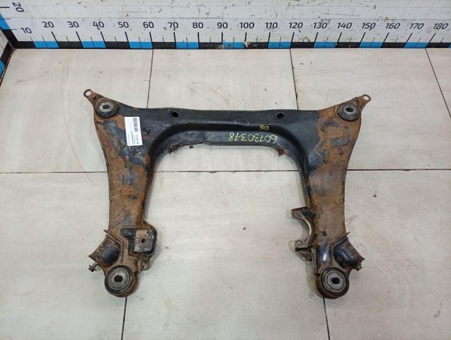 Балка подмоторная