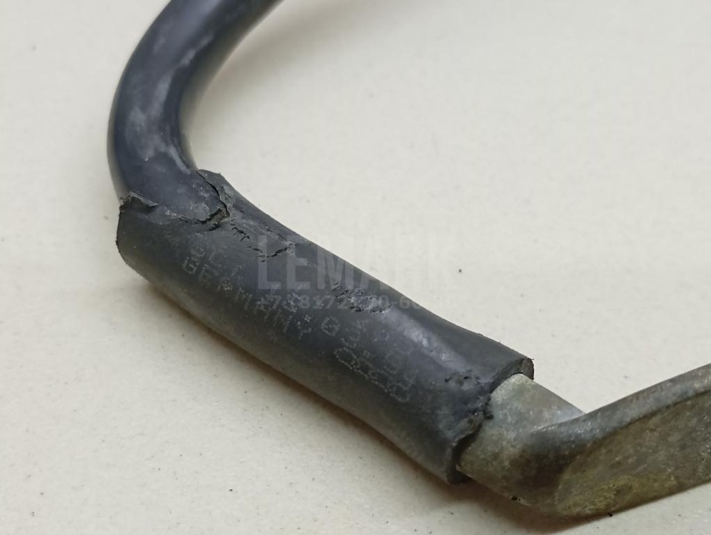 Клемма аккумулятора минус