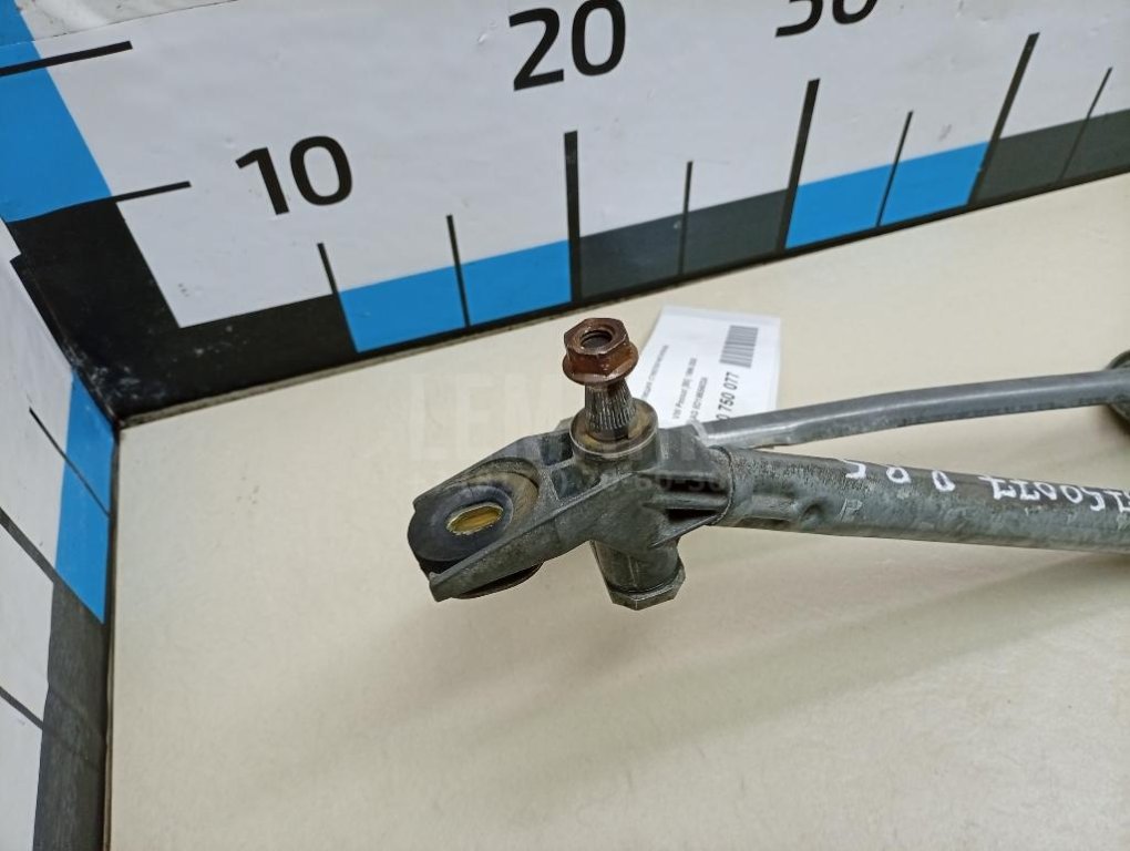 Трапеция стеклоочистителей для  Alfa Romeo Giulietta 2010-2020