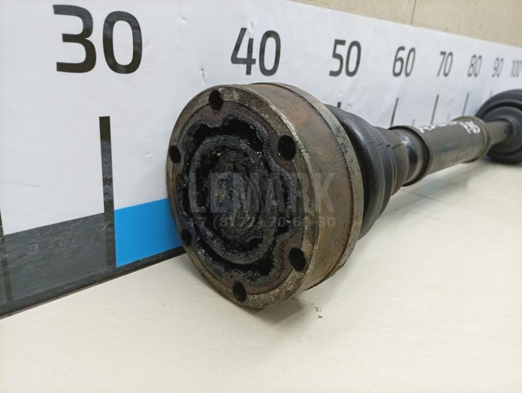 Полуось передняя левая