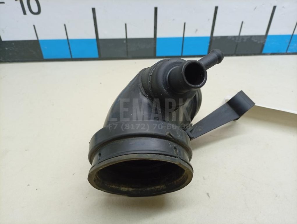 Патрубок воздушного фильтра