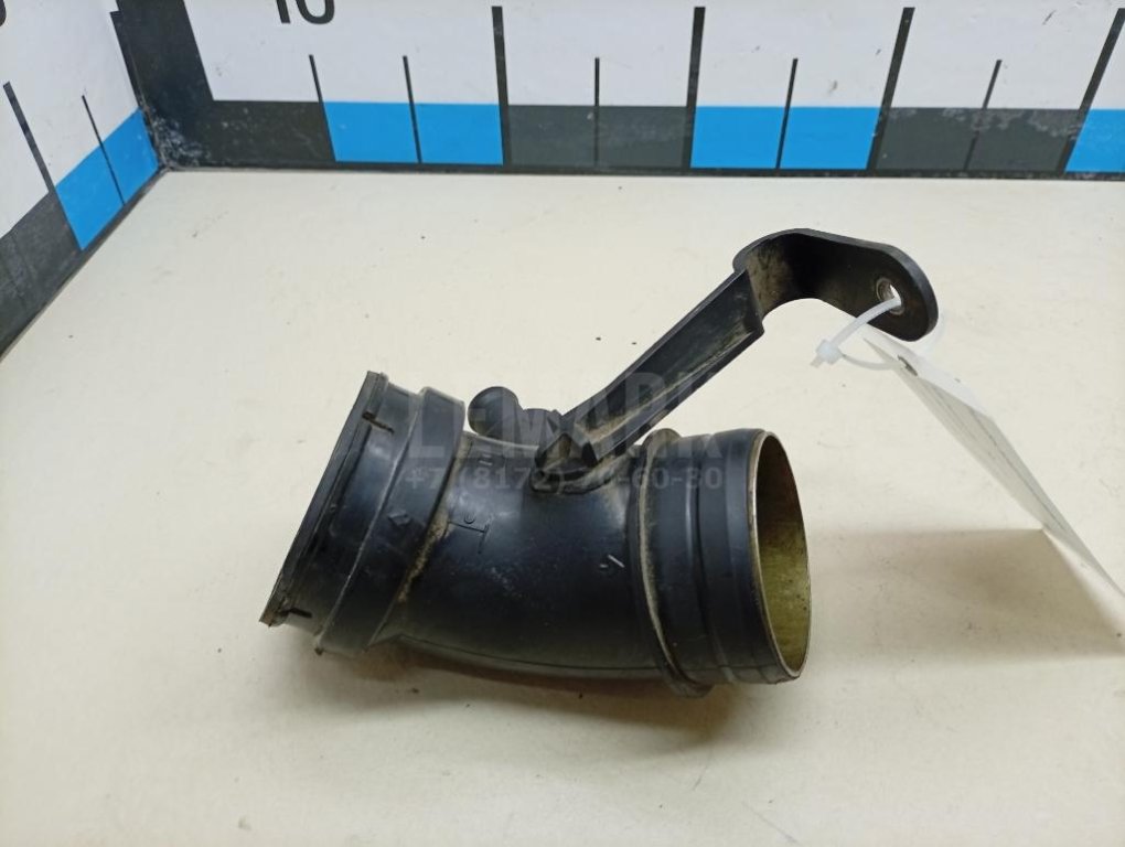 Патрубок воздушного фильтра