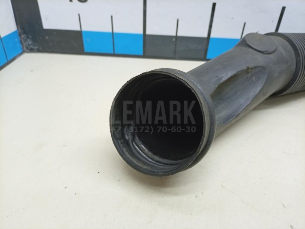 Патрубок воздушного фильтра