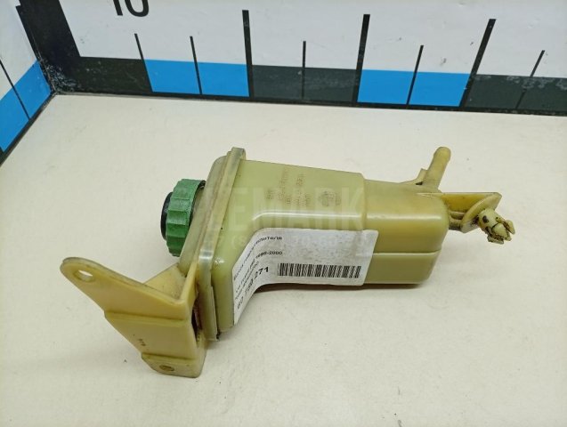 Бачок гидроусилителя