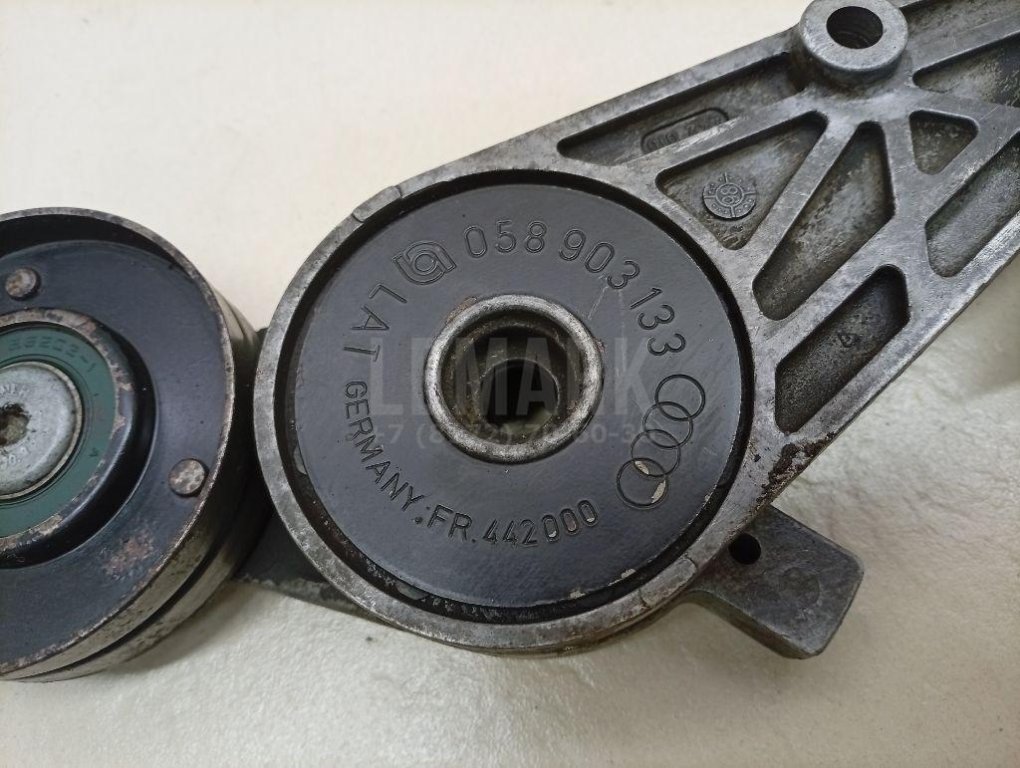 Натяжитель ремня