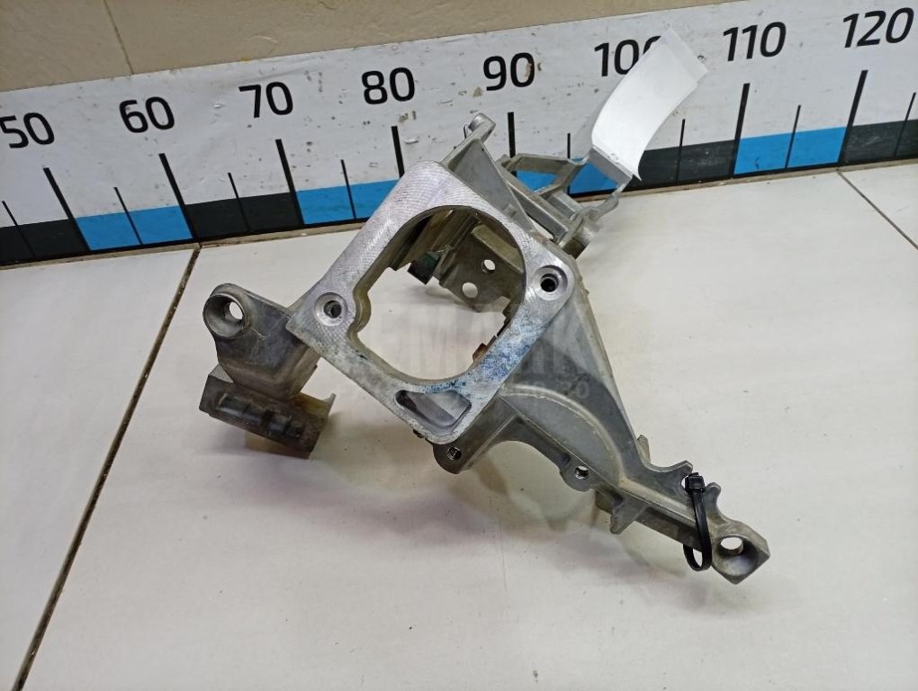 Кронштейн (сопут. товар)