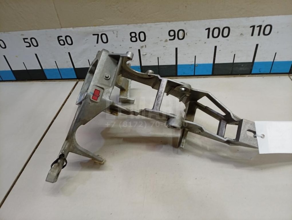 Кронштейн (сопут. товар)