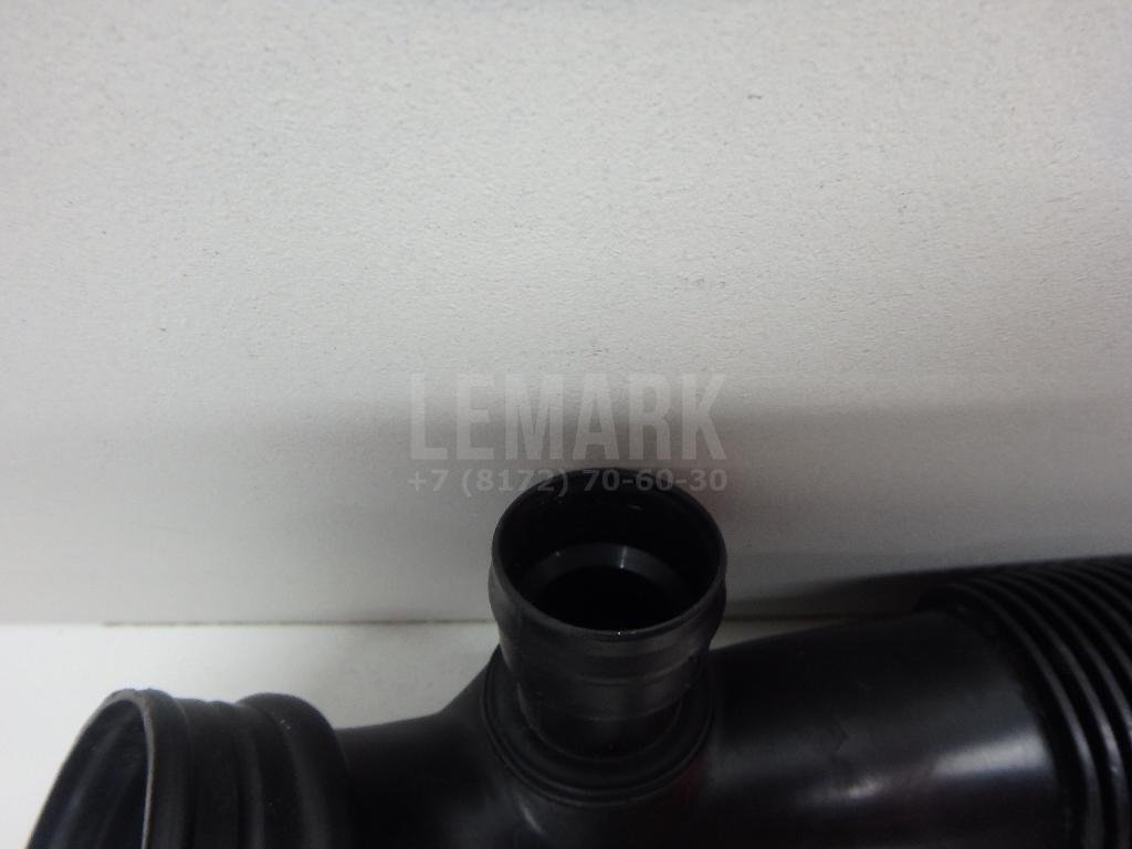 Патрубок воздушного фильтра