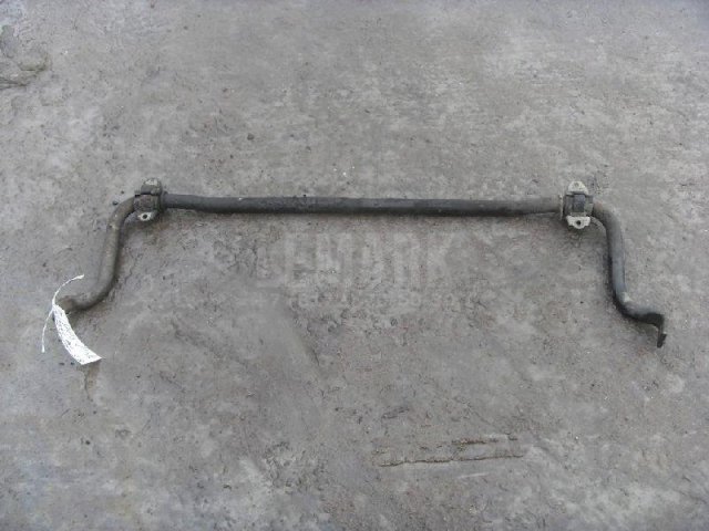 Стабилизатор передний