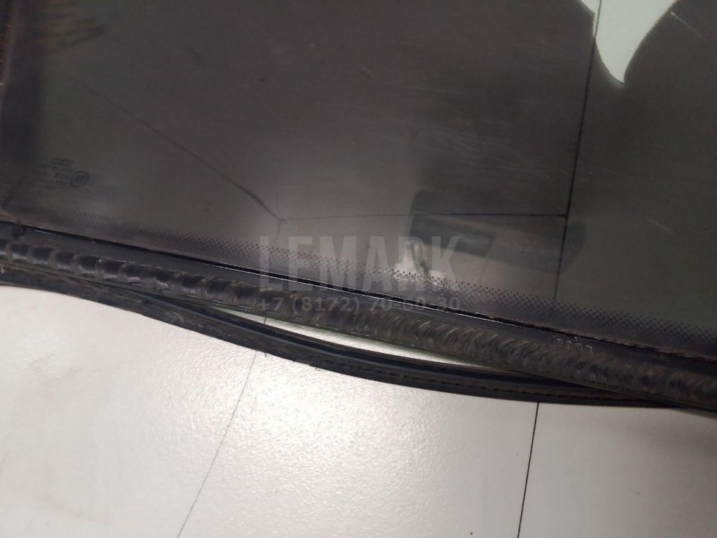 Стекло кузовное глухое правое