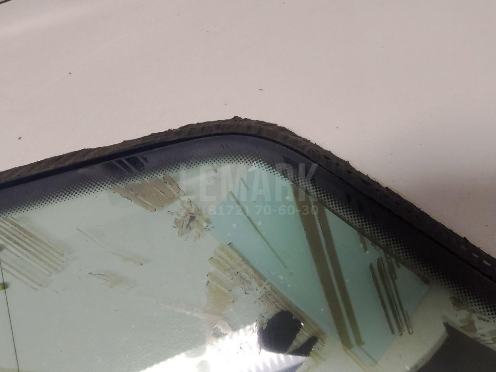 Стекло кузовное глухое правое