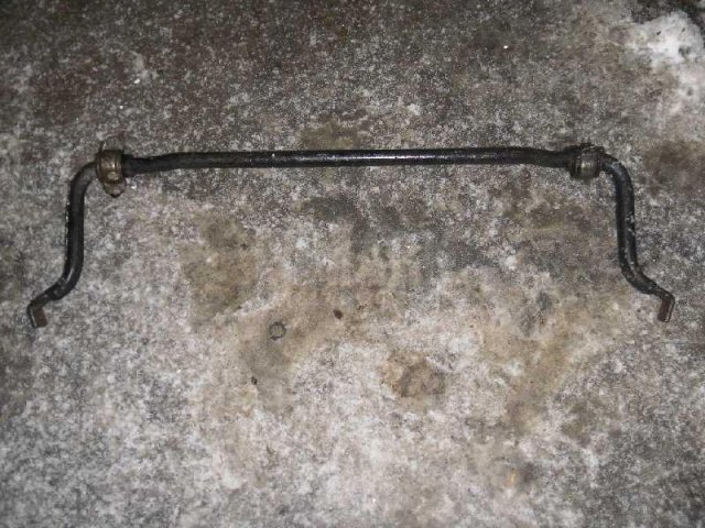 Стабилизатор передний