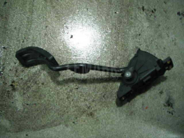 Педаль газа